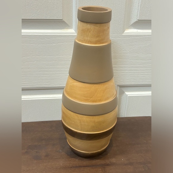 Tahari Wooden Vase - Picture 3 of 11